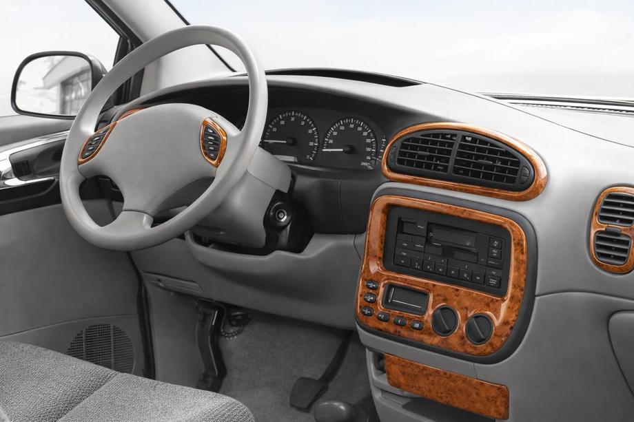 Chrysler Voyager 1996–2001 Dashboard sierlijsten (Meric) Image