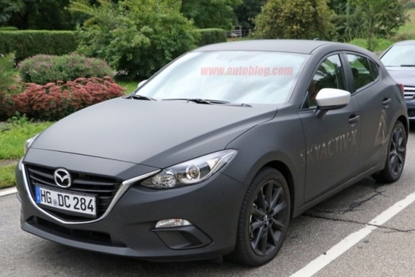 Mazda brengt nieuwe 3 uit met innovatieve motor