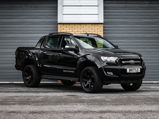 Gelimiteerde Ford Ranger Black Edition-pick-up gepresenteerd in Frankfurt