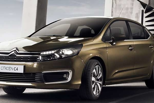 Review van de vernieuwde Citroen C4
