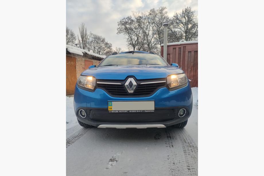 Renault Logan MCV 2013–2022 Winter onderste grille-afdekking (2013-2015) Foto 5