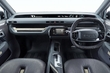 Toyota presenteert mix van SUV en bestelwagen foto 5