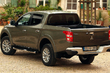 Vijfde generatie Mitsubishi L200 pick-up foto 3