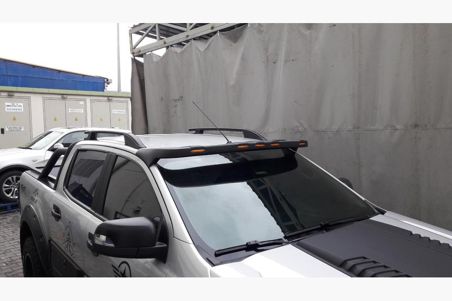 Ford Ranger 2011–2022 LED voorruit zonneklep V1 Image
