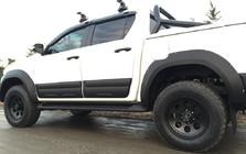 Toyota Hilux 2015– Spatbordverbreders (2015-2020, ABS, boutbevestiging) foto 7