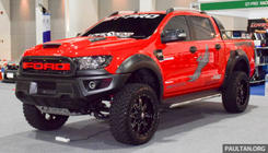 Ford Ranger 2011–2022 Voorgrille met LED V2 Rood foto 2