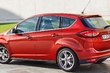Review van de compacte vijfzits minivan Ford C-Max foto 3