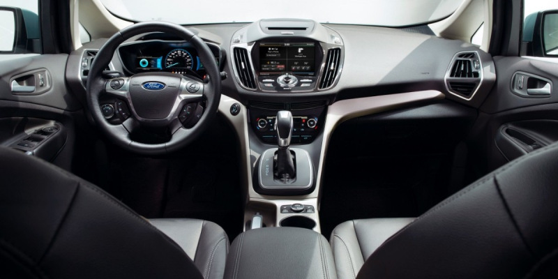 Review van de compacte vijfzits minivan Ford C-Max