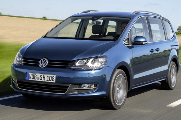 Tweede generatie Volkswagen Sharan-minivan