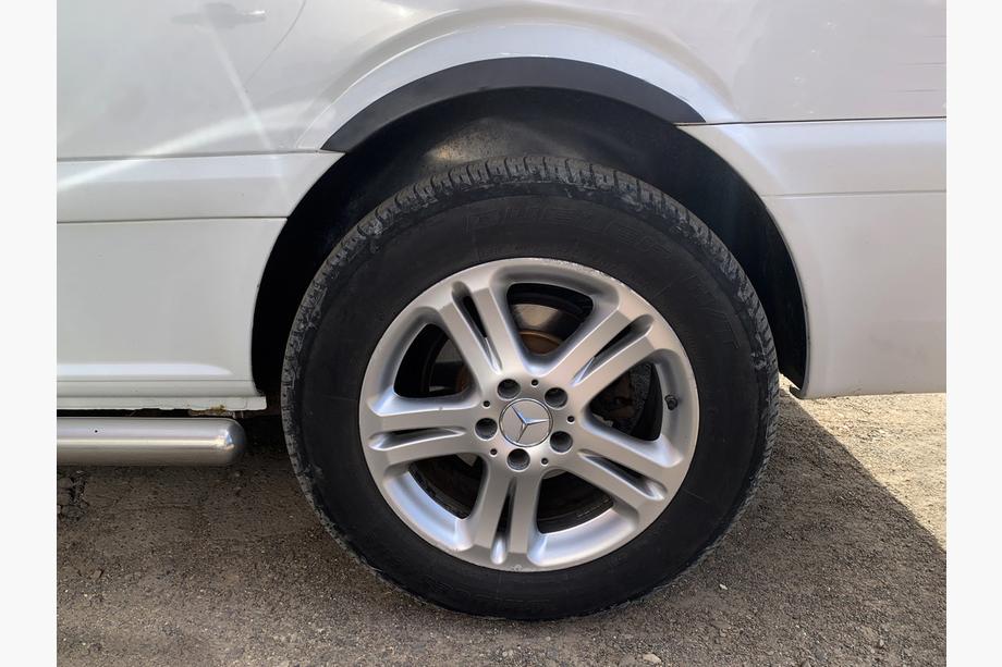 Mercedes Vito W639 2004–2014 Wielkastverbreders (set van 4, zwart) Foto 5