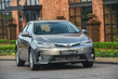 Review van de populaire sedan Toyota Corolla foto 1