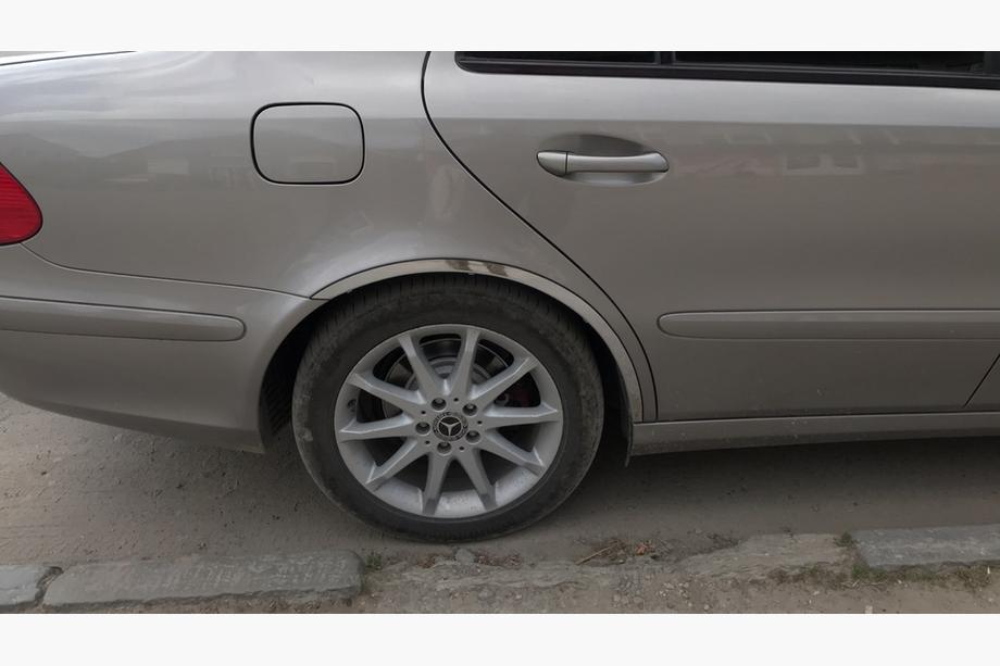 Mercedes E-class W211 2002–2009 RVS wielkastlijsten (set van 4 stuks) Foto 3