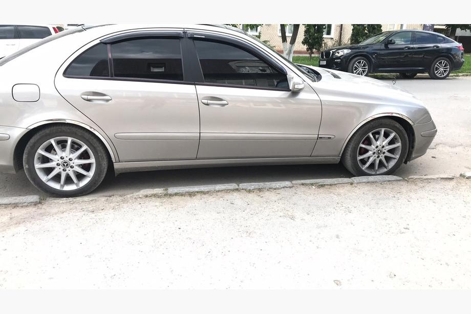 Mercedes E-class W211 2002–2009 RVS wielkastlijsten (set van 4 stuks) Foto 4
