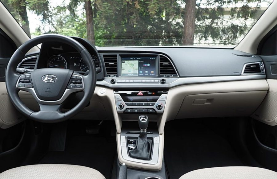 Hyundai Elantra sedan van de zesde generatie: review