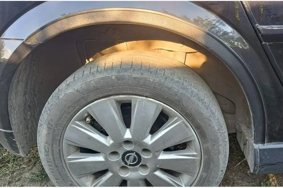 Opel Vectra C 2002–2008 Wielkastverbreders SD (4 stuks, zwart) Foto 1