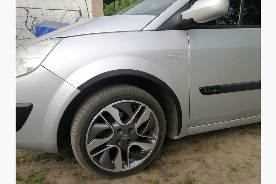 Renault Scenic/Grand 2003–2009 Wielkastverbreders (set van 4, zwart) Image