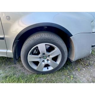 Wielkastverbreders (set van 4, zwart) Skoda Superb 2001–2009 foto 2