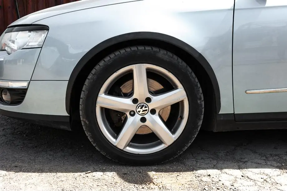 Volkswagen Passat B6 2006–2012 Wielkastverbreders (set van 4, ABS) Foto 5