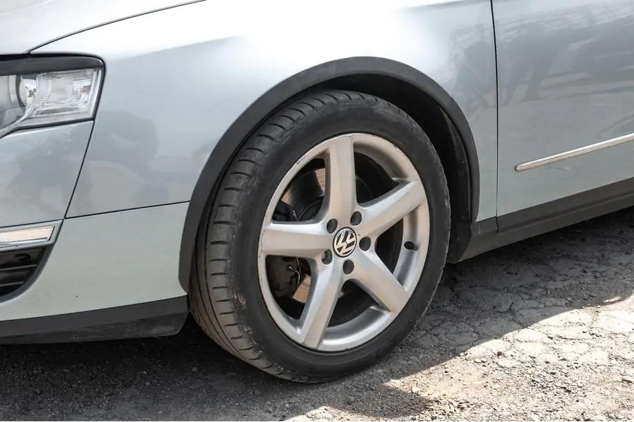 Volkswagen Passat B6 2006–2012 Wielkastverbreders (set van 4, ABS) Foto 1