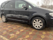 Volkswagen Touran 2003–2010 Wielkastverbreders (set van 4, zwart) 2003-2006, kunststof foto 8