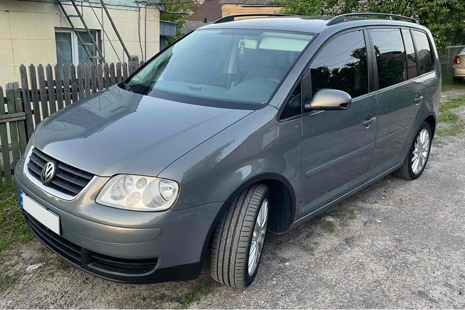 Volkswagen Touran 2003–2010 Wielkastverbreders (set van 4, zwart) 2003-2006, kunststof Image