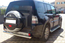 Mitsubishi Pajero Wagon III 1999–2006 Achterbeschermbeugel AK002 (RVS) foto 3