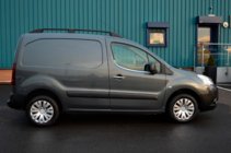 Citroen Berlingo 2008–2018 RVS raamlijsten voor deurvensters Carmos - Turks staal foto 2