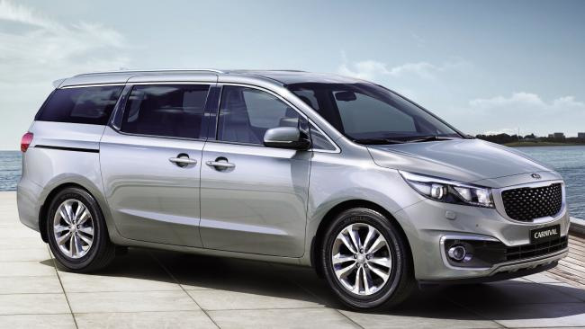 Review van de minivan KIA Carnival