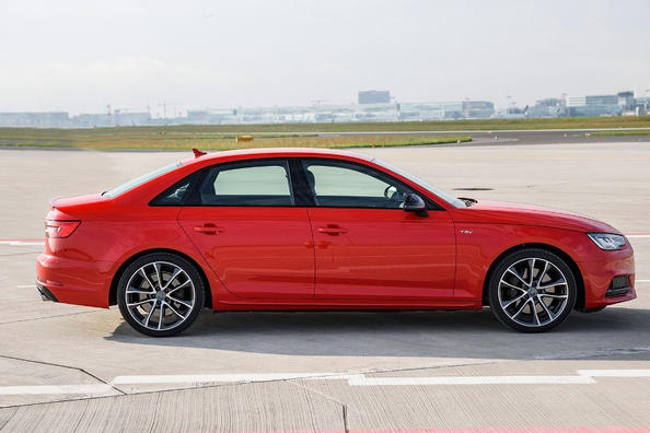 Review van de ‘opgeladen’ sedan Audi S4 Foto 3