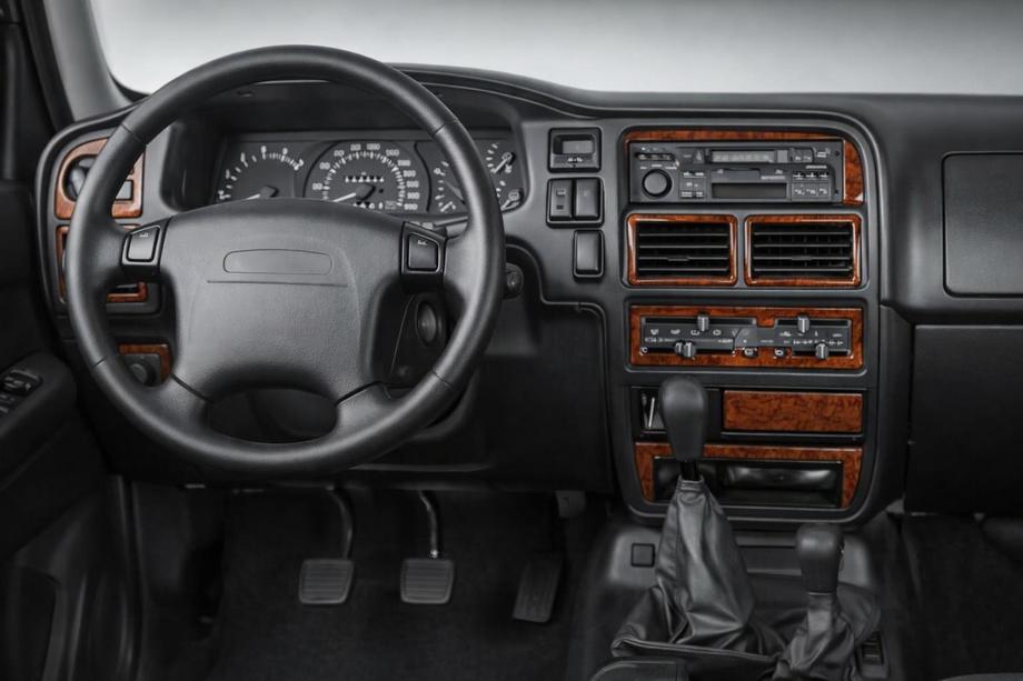 Opel Frontera 1991–1998 Dashboard sierlijsten Image