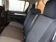 Toyota Hilux 2015– Autostoelhoezen (stoffen, Classik) foto 2