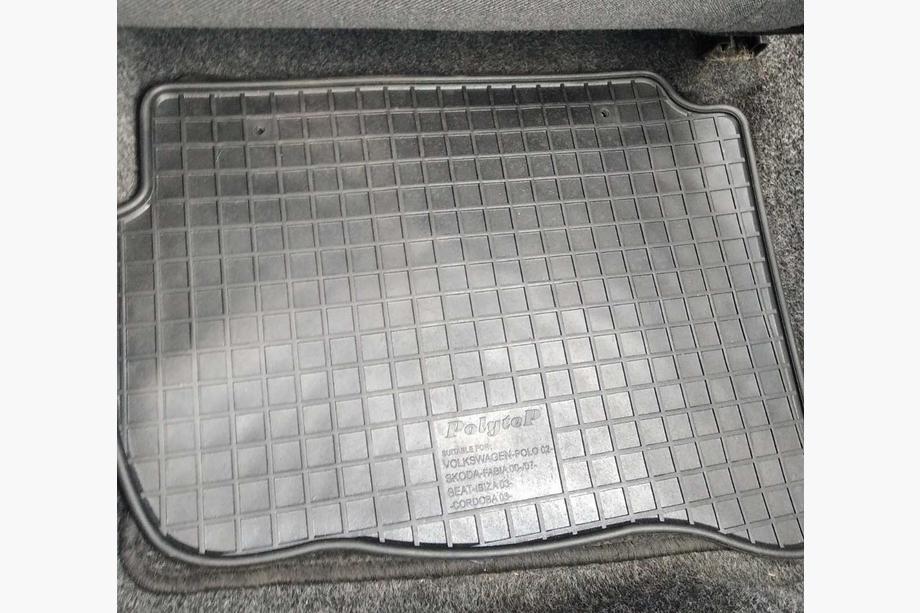 Seat Cordoba 2000–2009 Rubberen vloermattenset (4 stuks, Polytep) Foto 4