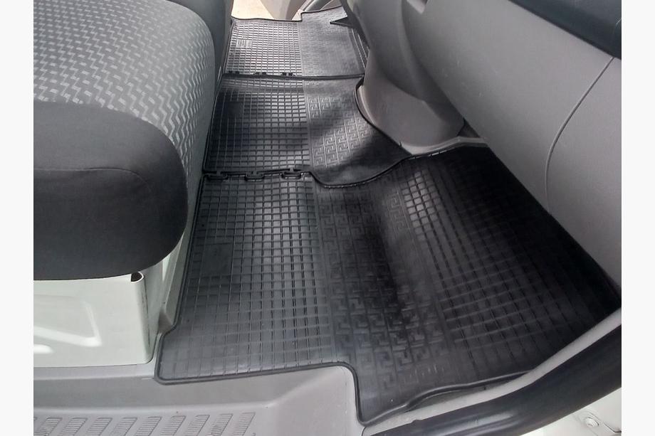 Mercedes Sprinter W906 2006–2018 Rubberen automatten (3 stuks, Polytep) Foto 5
