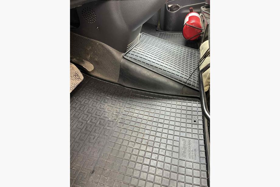 Mercedes Vito W639 2004–2014 Rubberen automatten (3 stuks, Polytep) Foto 4
