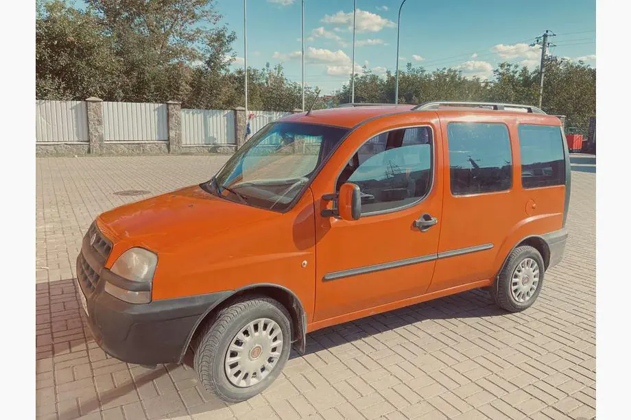 Fiat Doblo I 2005–2010 Skyport dakrails (zwart) Foto 8