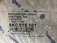Volkswagen Golf 6 2008–2014 Originele spatlappen (4 stuks) foto 2