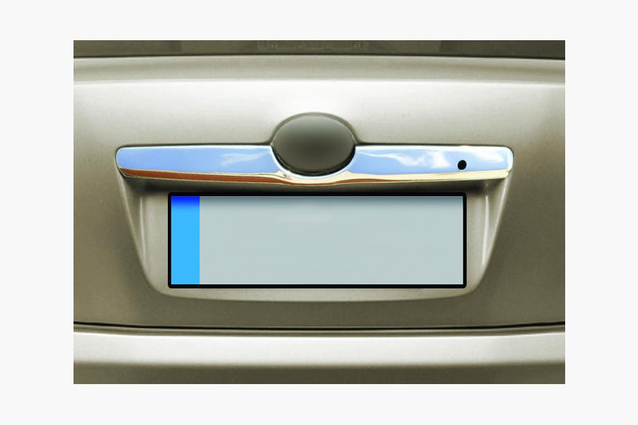 Toyota Camry 2006–2011 RVS sierstrip boven het kenteken OmsaLine - Italiaans roestvrij staal Image