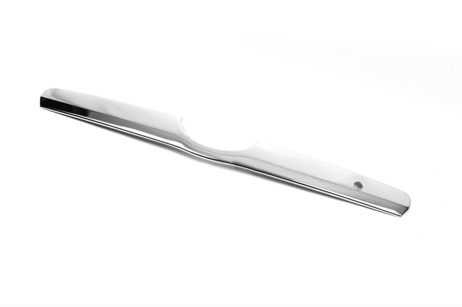 Toyota Camry 2006–2011 RVS sierstrip boven het kenteken Foto 3