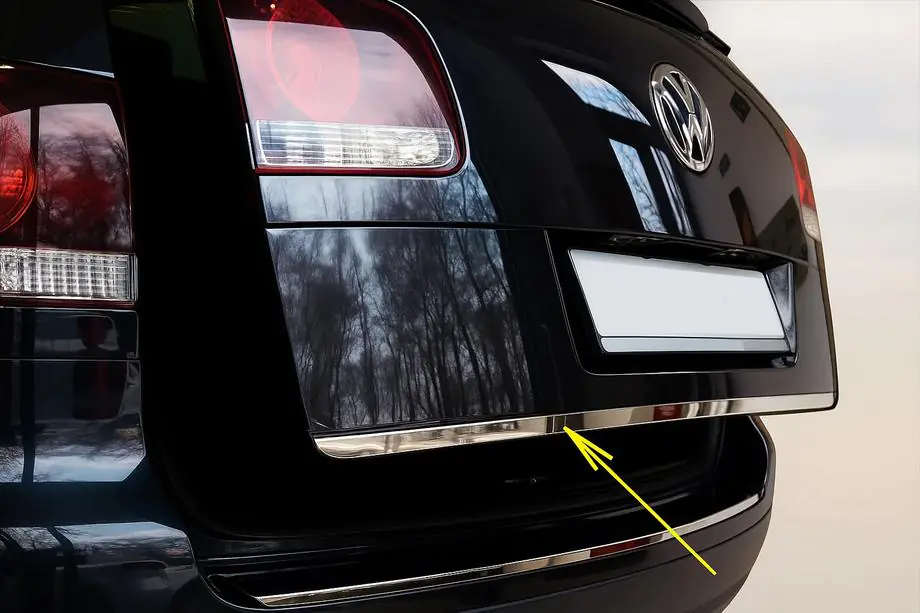 Volkswagen Touareg 2002–2010 Chroom sierlijst voor kofferklep Foto 1