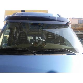 Voorruit vizier V1 (zwart hoogglans, 5 mm) Iveco Daily 2006–2014 foto 2