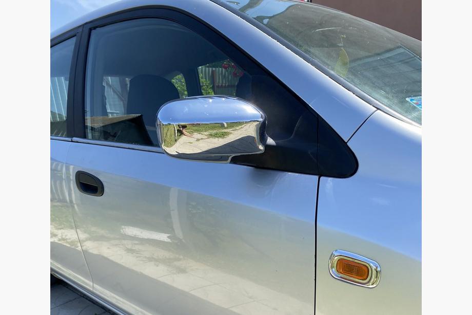 Honda Civic Sedan VII 2001–2006 Spiegelkappen (set van 2, kunststof) Foto 1