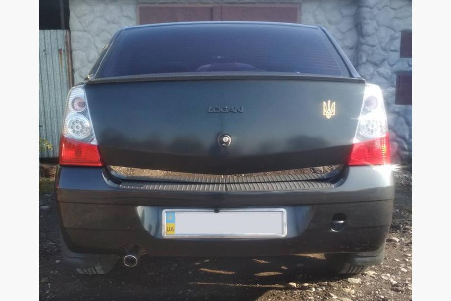 Dacia Logan I 2008–2012 Kofferbakdrempelbeschermer (RVS) Foto 5
