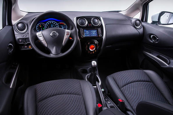 Review van de compacte MPV Nissan Note Foto 5