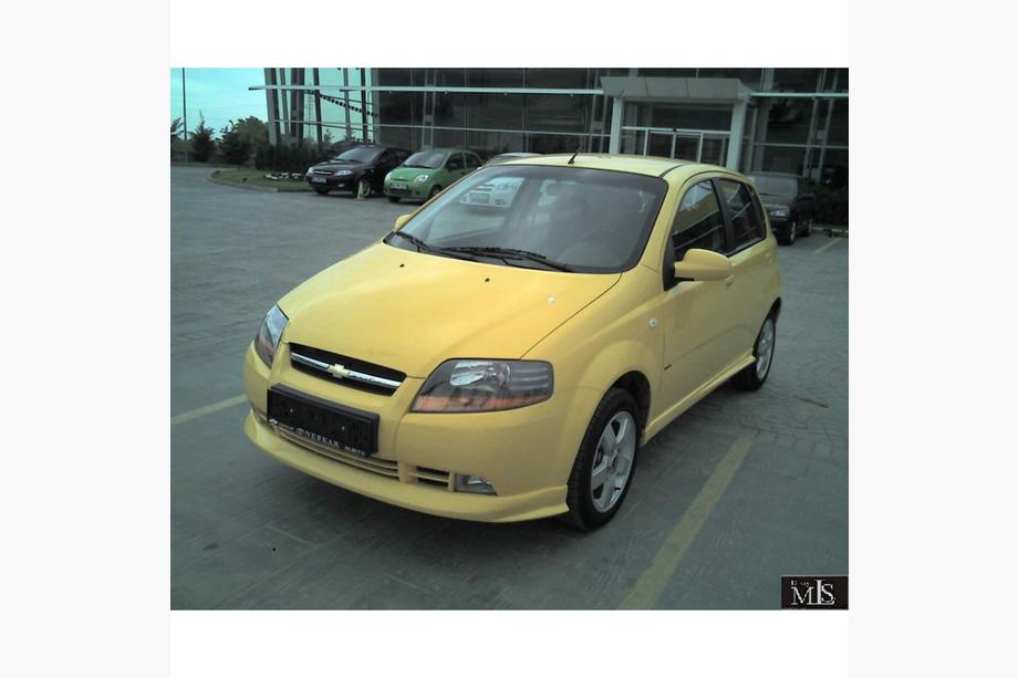 Chevrolet Aveo T200 2002–2008 Voorbumperlip (spuitklaar) Foto 2