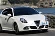 Review van de vijfdeurs hatchback Alfa Romeo Giulietta foto 4