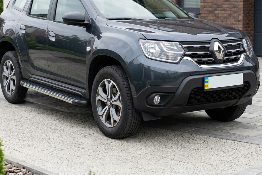Dacia Duster 2018–2024 DURU side steps (2 stuks, aluminium) Image