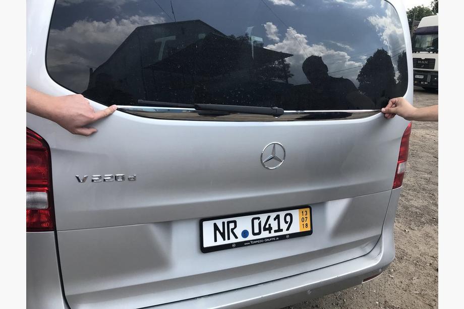 Mercedes Vito/V-klasse W447 2014– Sierlijst achterruit (kleine ruit) (RVS) OmsaLine - Italiaans roestvrij staal Foto 5