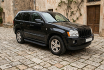 Jeep Grand Cherokee WK 2004–2010 Side steps Tayga Black (2 stuks, aluminium) foto 1