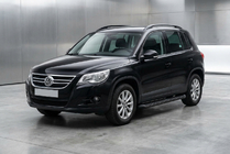 Volkswagen Tiguan 2007–2016 Side steps Tayga Black (2 stuks, aluminium) foto 1