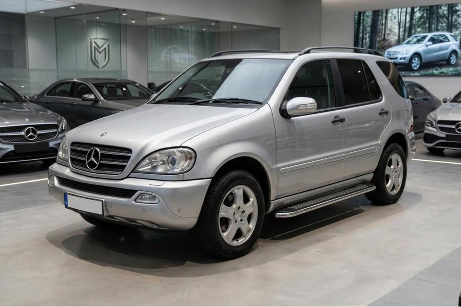 Mercedes ML W163 1997–2005 Zijtreden Maydos V2 (2 st., aluminium/RVS) Image
